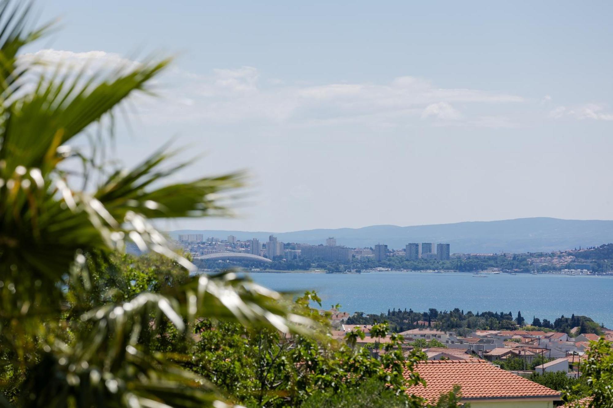 Luxury Villa My Wish With Pool Kaštel Stari Exteriör bild