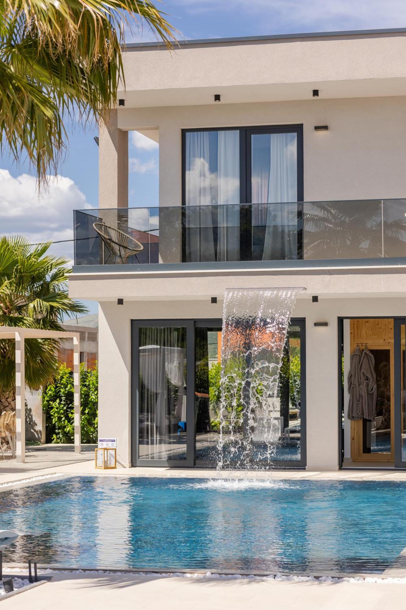 Luxury Villa My Wish With Pool Kaštel Stari Exteriör bild