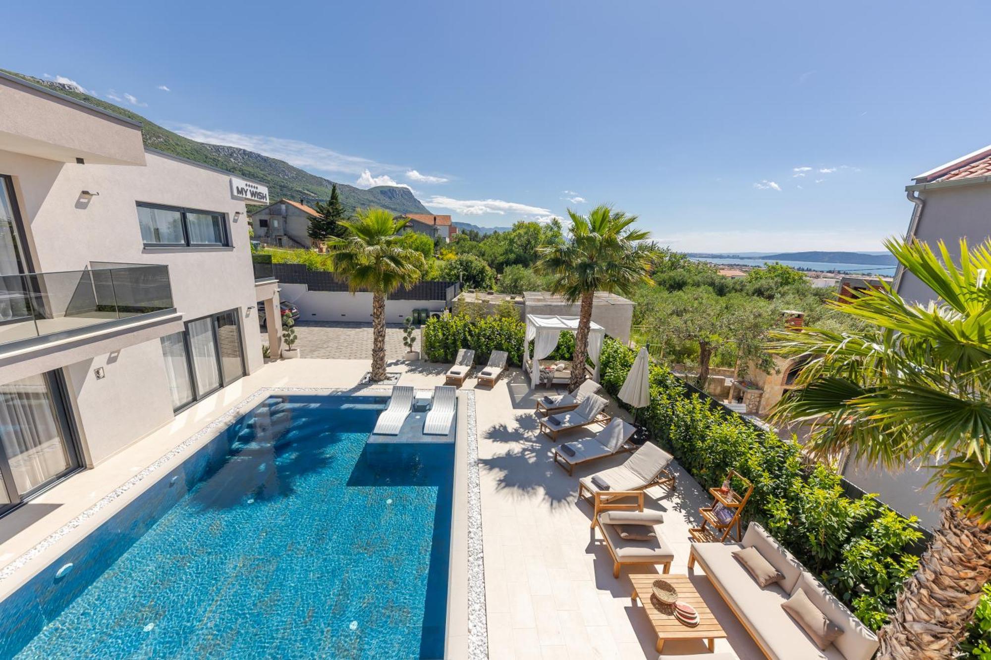 Luxury Villa My Wish With Pool Kaštel Stari Exteriör bild