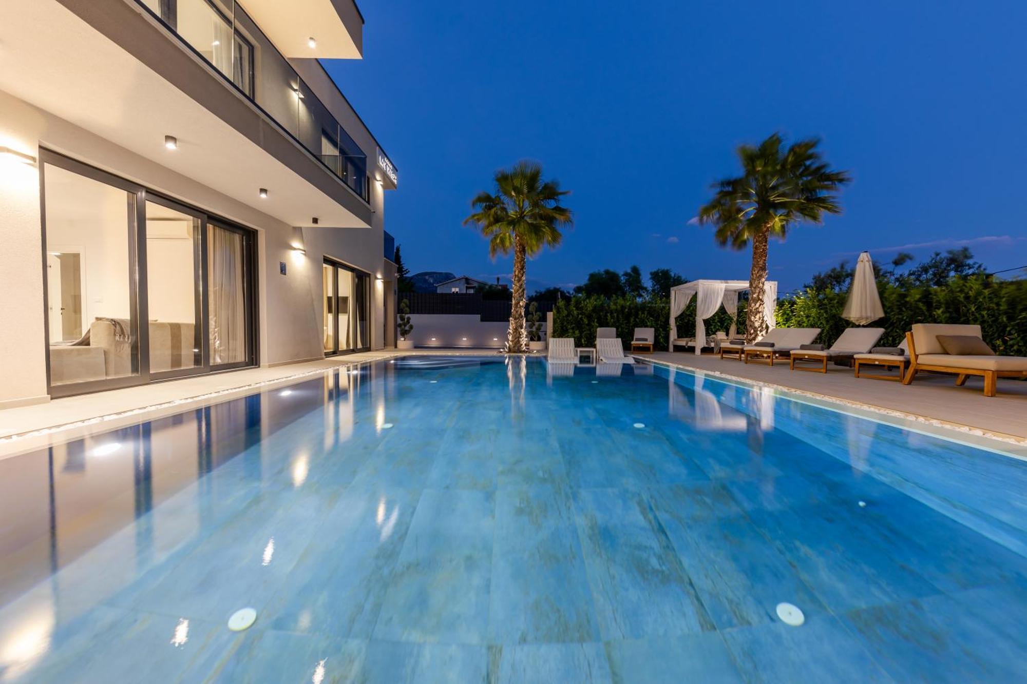 Luxury Villa My Wish With Pool Kaštel Stari Exteriör bild