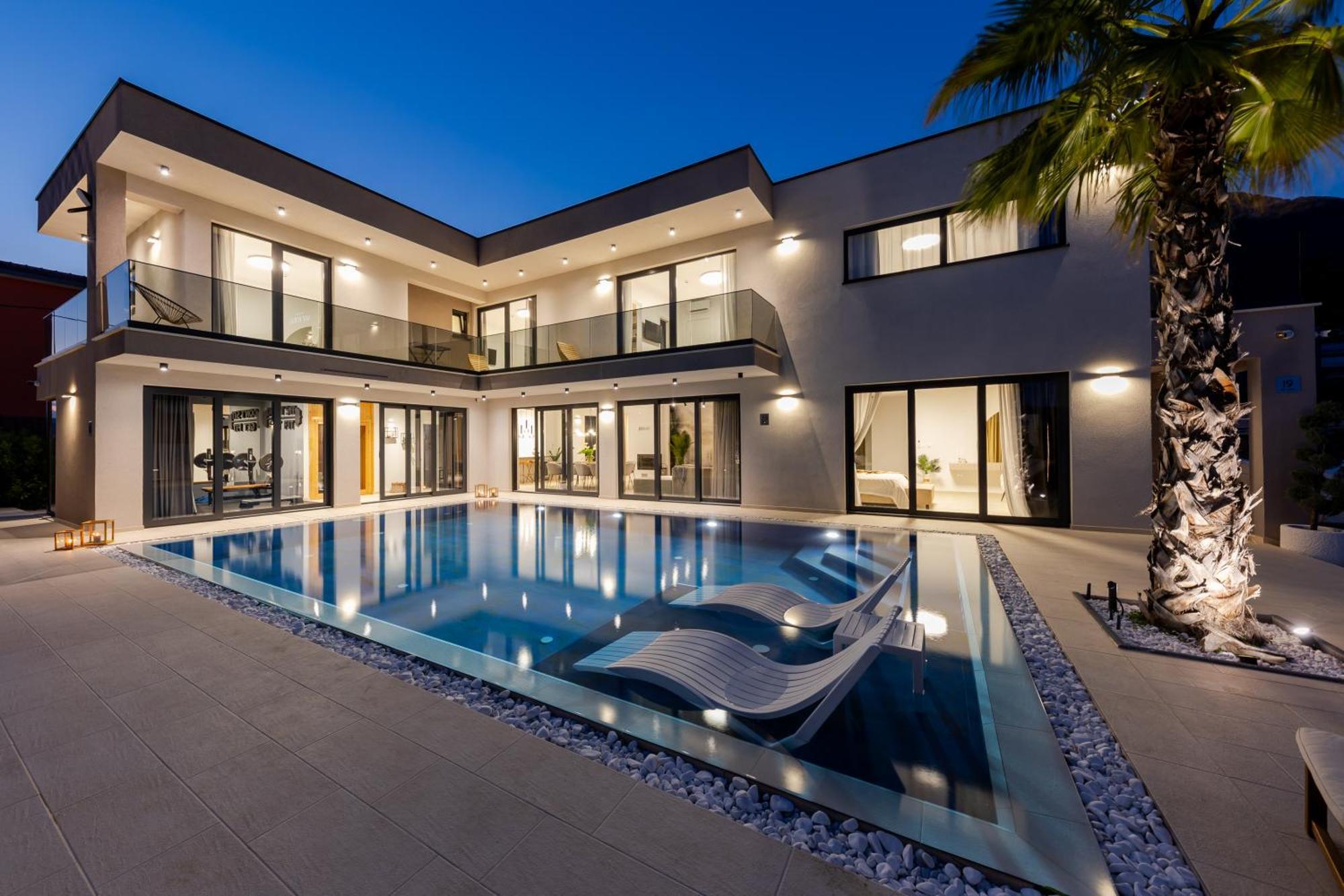 Luxury Villa My Wish With Pool Kaštel Stari Exteriör bild